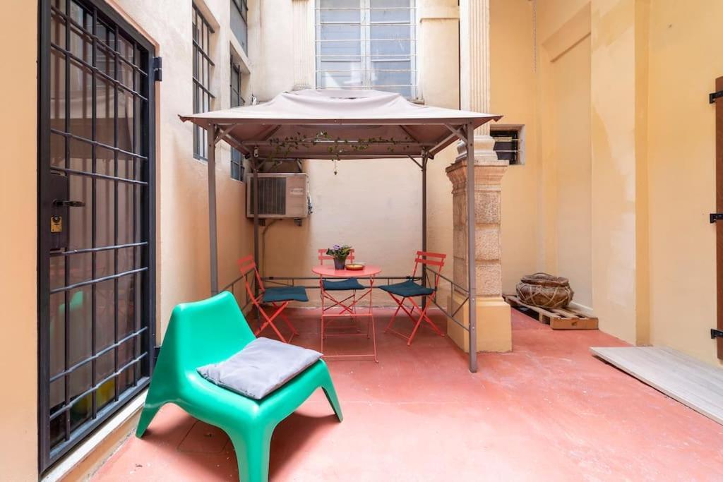Central And Cozy Loft With Courtyard Bolonha Exterior foto